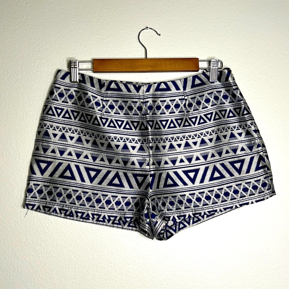 Shorts M